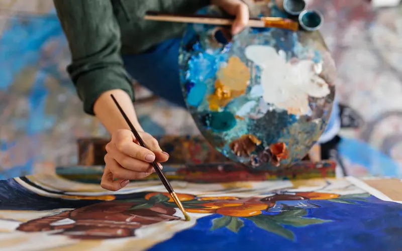 Платформа QazaqCreative.
