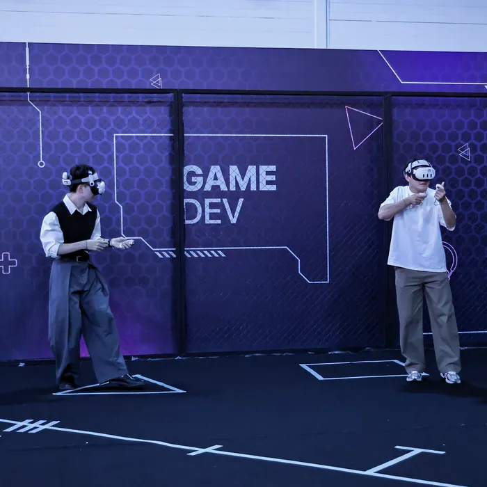 VR-арена: матч два на два.