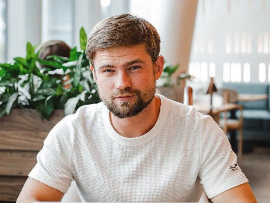 Владимир Белоусов, OGames.